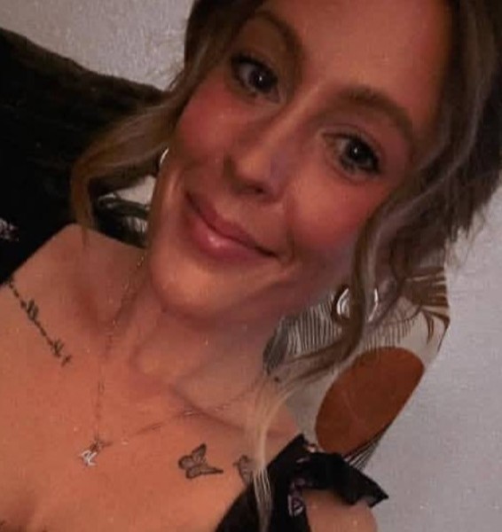 Deborah Miller, 47, Anttadul H