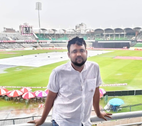Md Tareq, 38