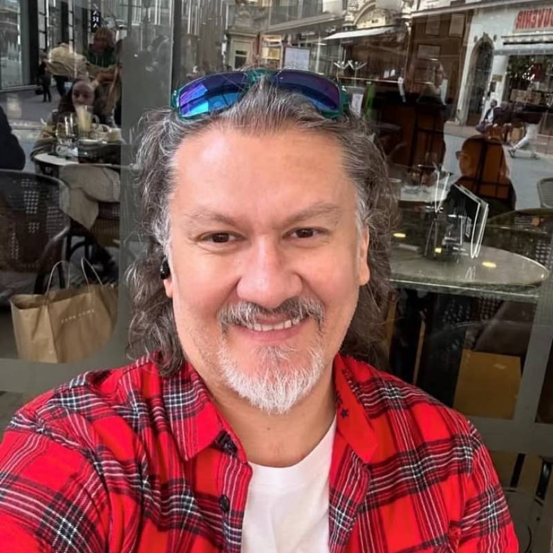 ChristopherMasonGrayson, 56, redhill surrey england