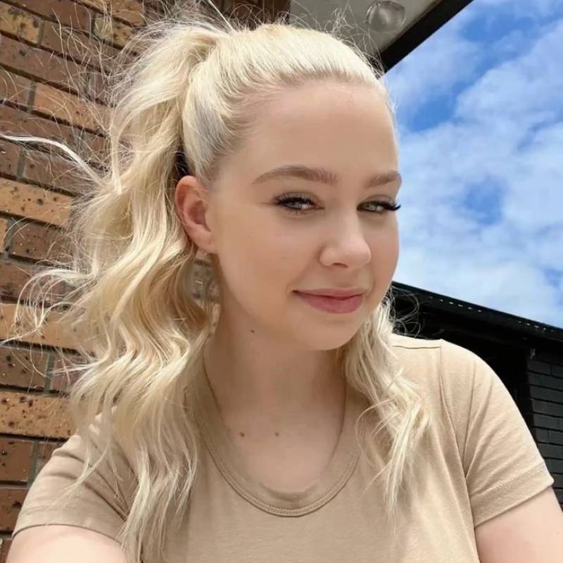 Rose, 27, Egg