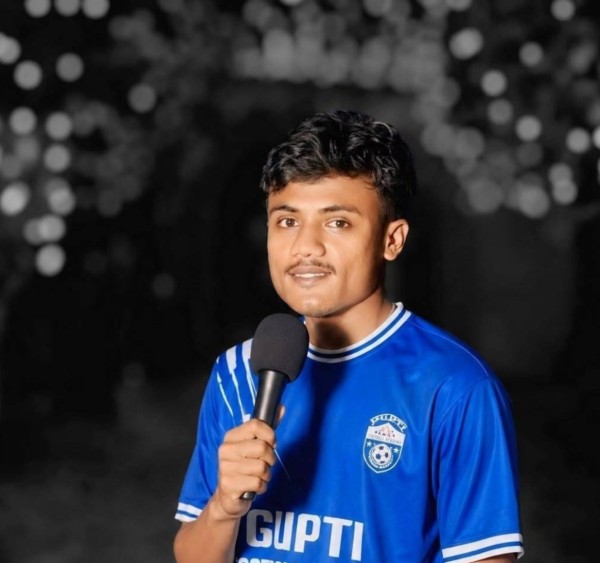 Ak Raj, 24, Teniet El Abed