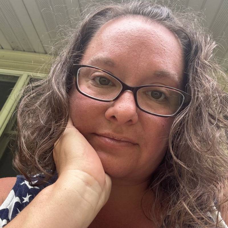 CLARA WILLAMS, 44, Poitiers