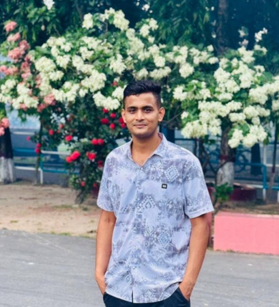 Reyaz uddin, 28, Exeter England