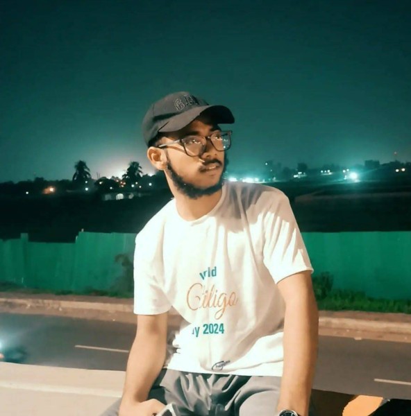 Mahmud, 20, Mirpur Dhaka