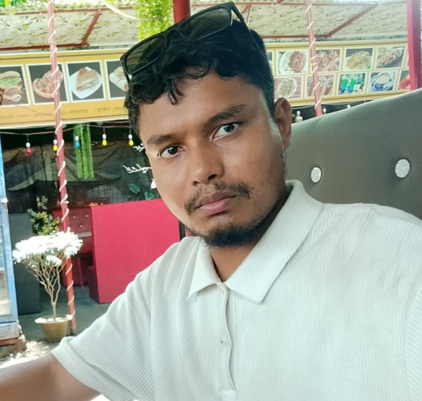 Golam, 27, Marocco