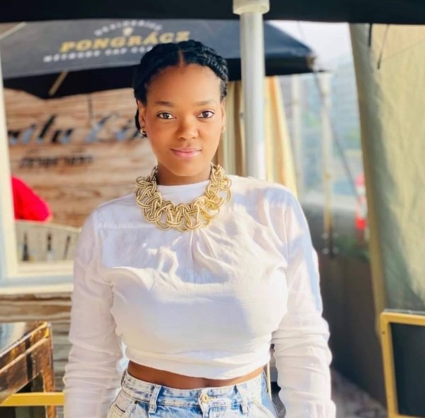 Meline, 23, United States