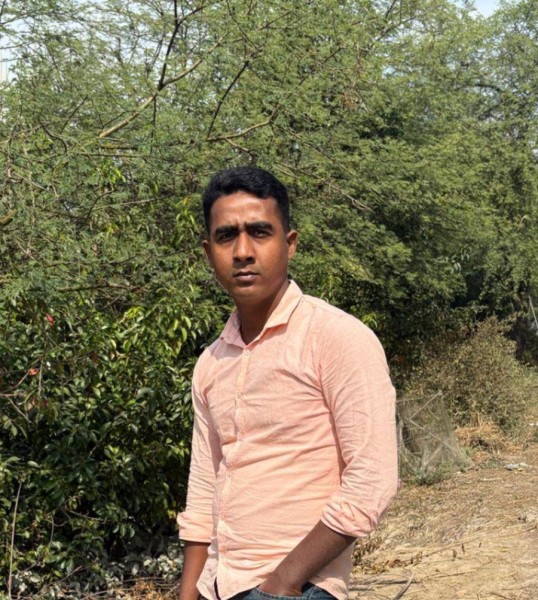 Anik, 27, Guernsey