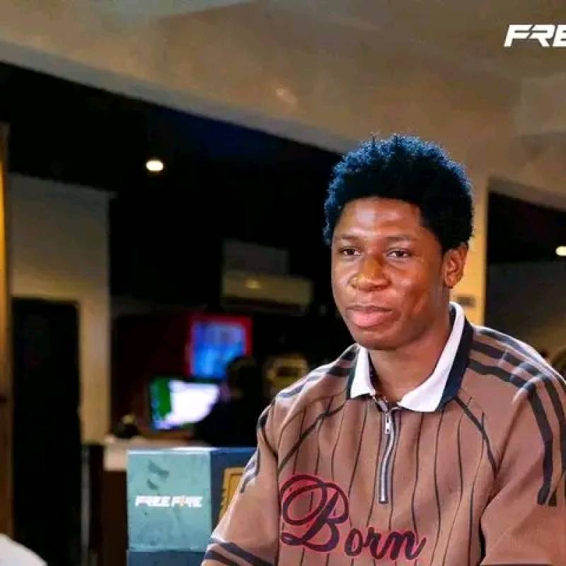 Chimezie Christopher, 18, Poitiers