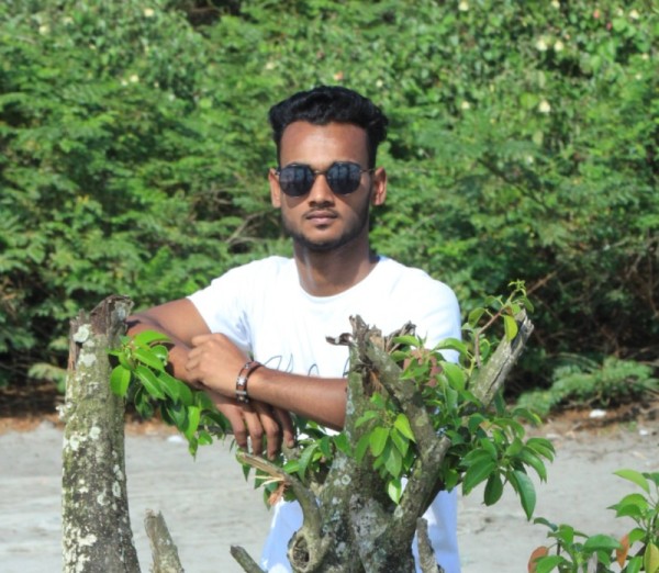 Adil Jahid, 26, Belgium