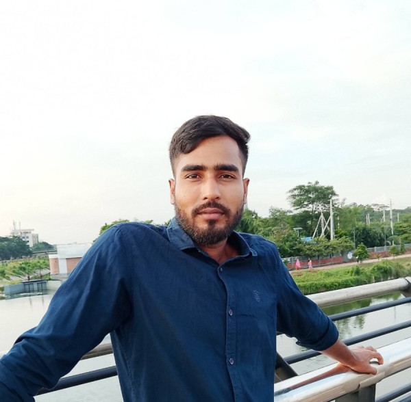 Tanbeer, 28, Piraununga