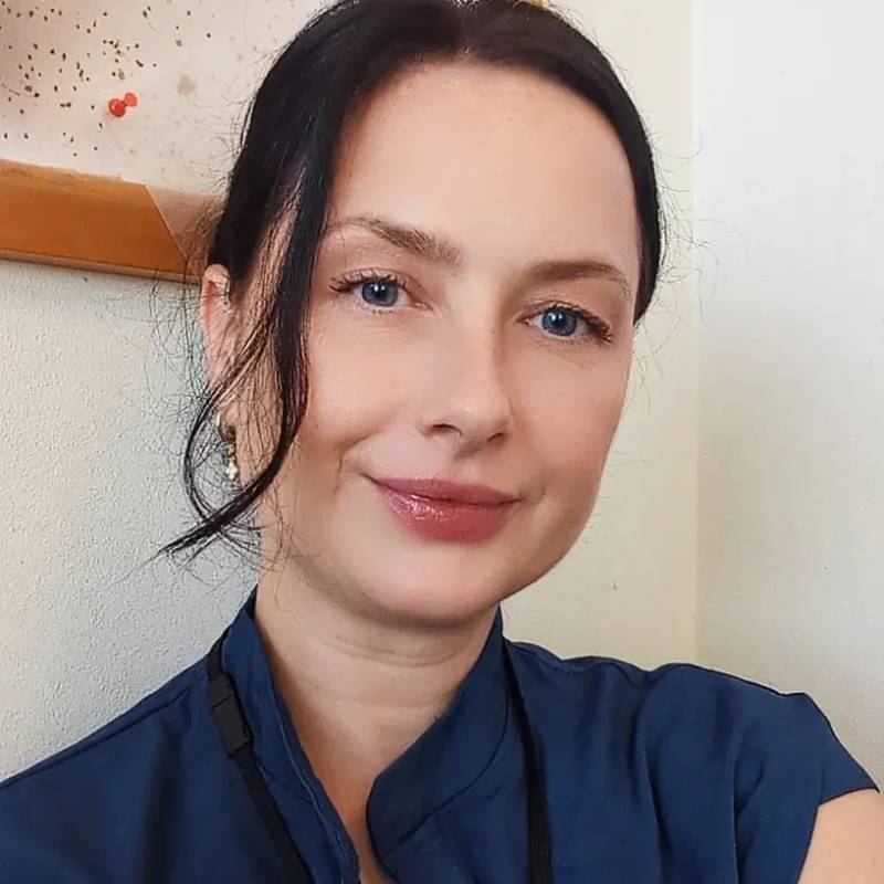 Nora, 44, Barud