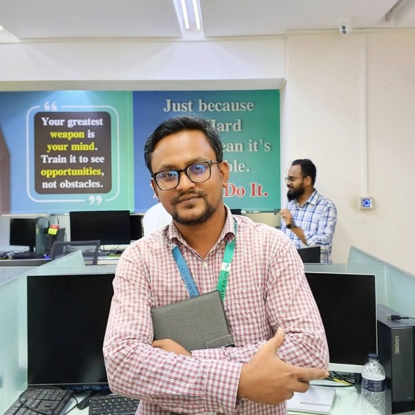 TUHIN, 35, Covington