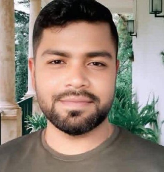 Khairul, 28, Malta