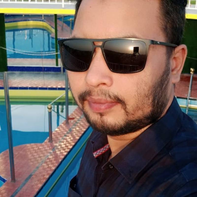 Faris, 26, Okemesi