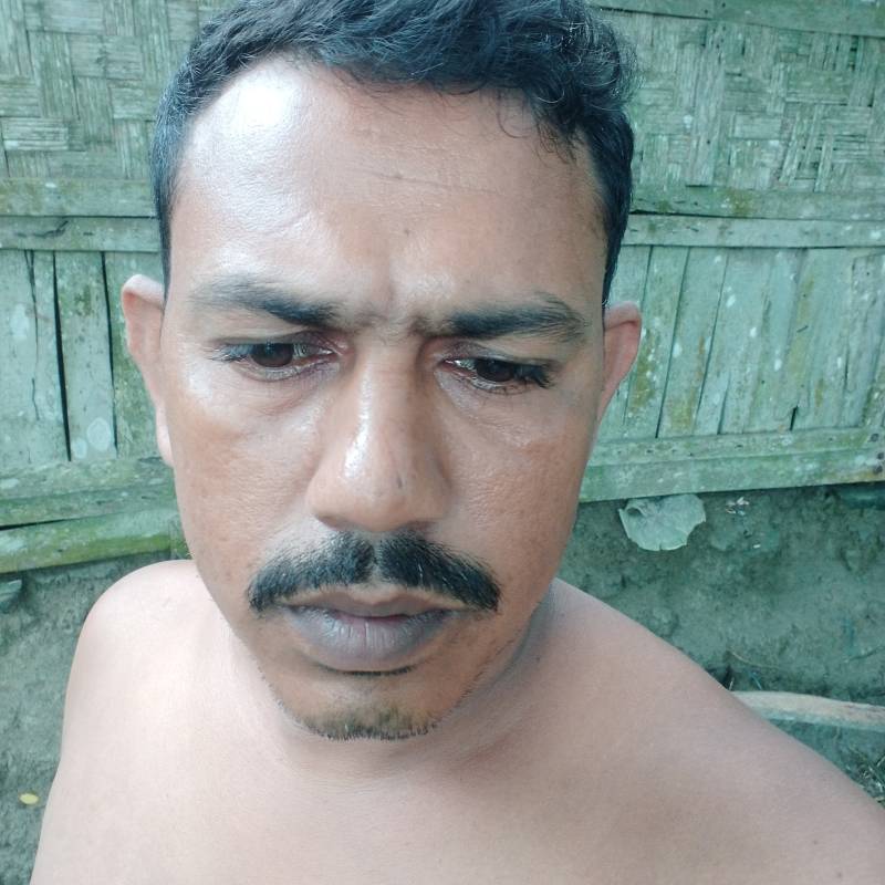 Ismail, 34, Renaico