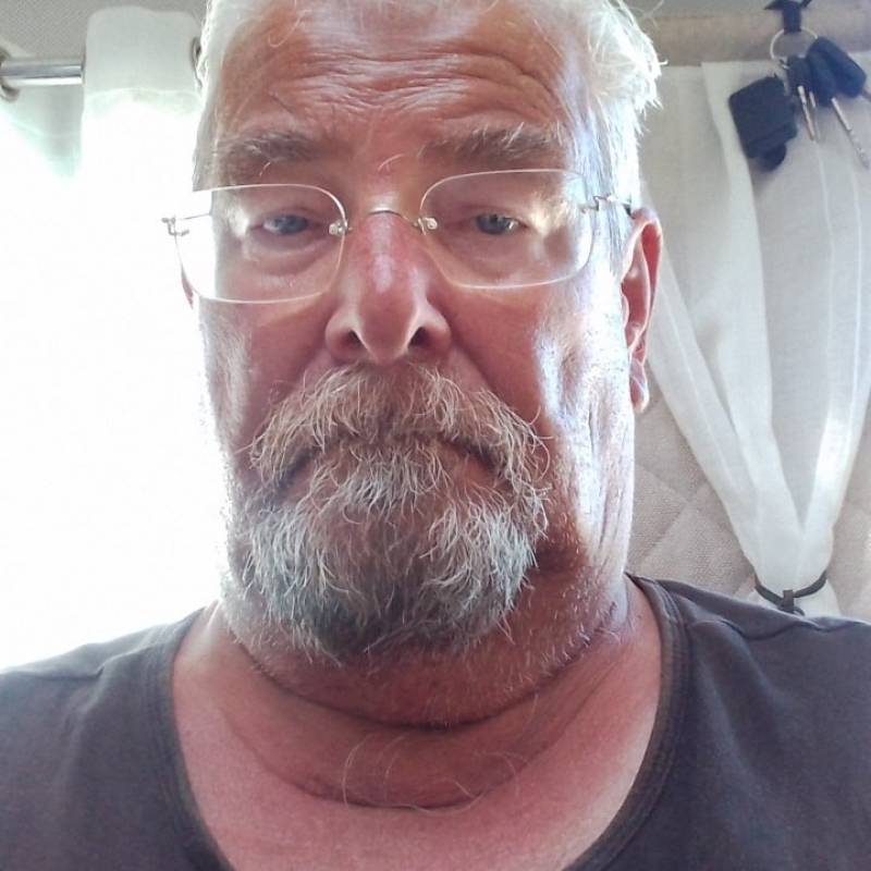 John, 60, Kurumbalr