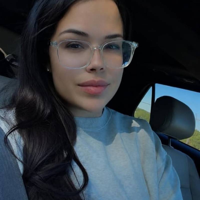 Naomi, 36, Madinat Ash Shamal