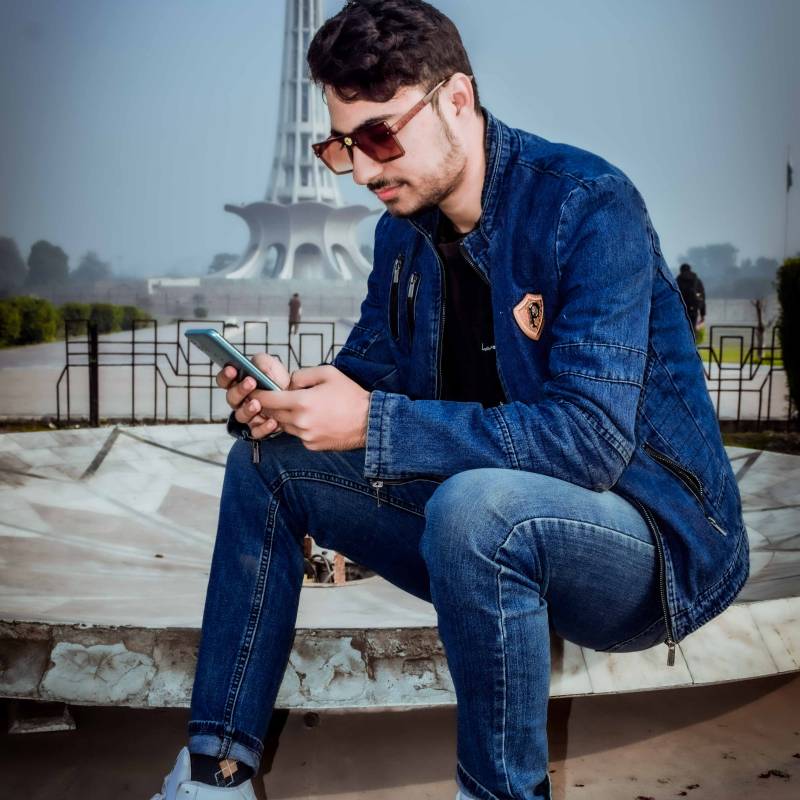 Uzair, 19, Benha