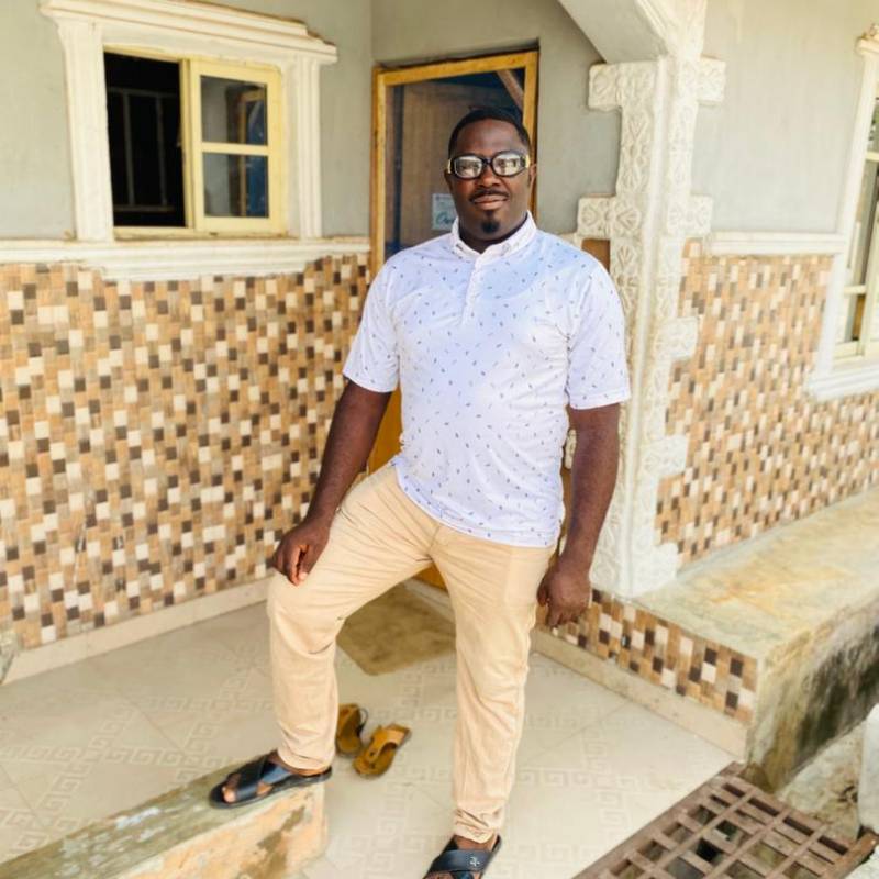Kollex, 36, Dumaguete City