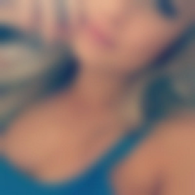 Roselyn, 41, Karanganyar