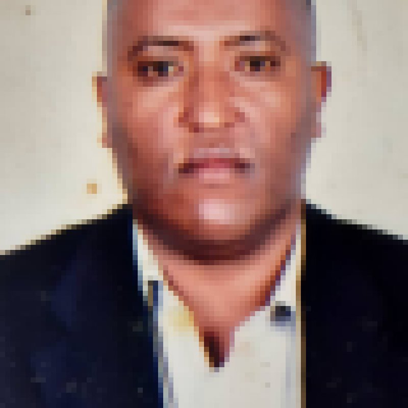 tadesse, 52, Pilich