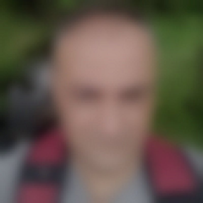 Moro, 41, Dru