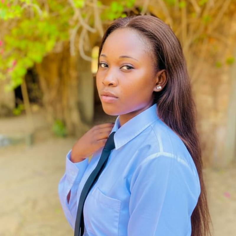 Bernadette, 20, Silves