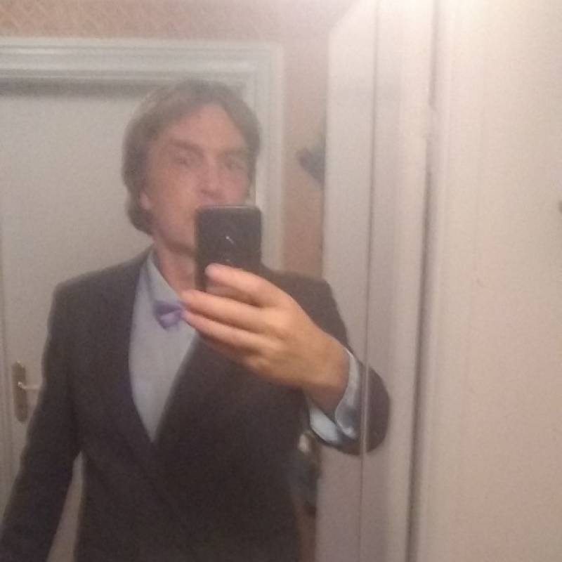John, 35, Pleasant View