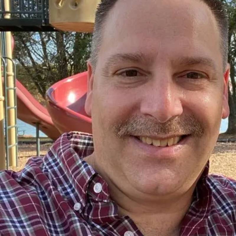 Ross, 61, Anyuan