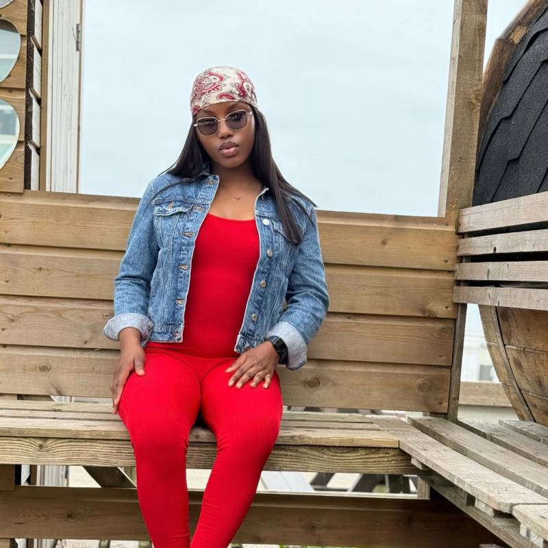 Celia, 32, Puerto Viejo