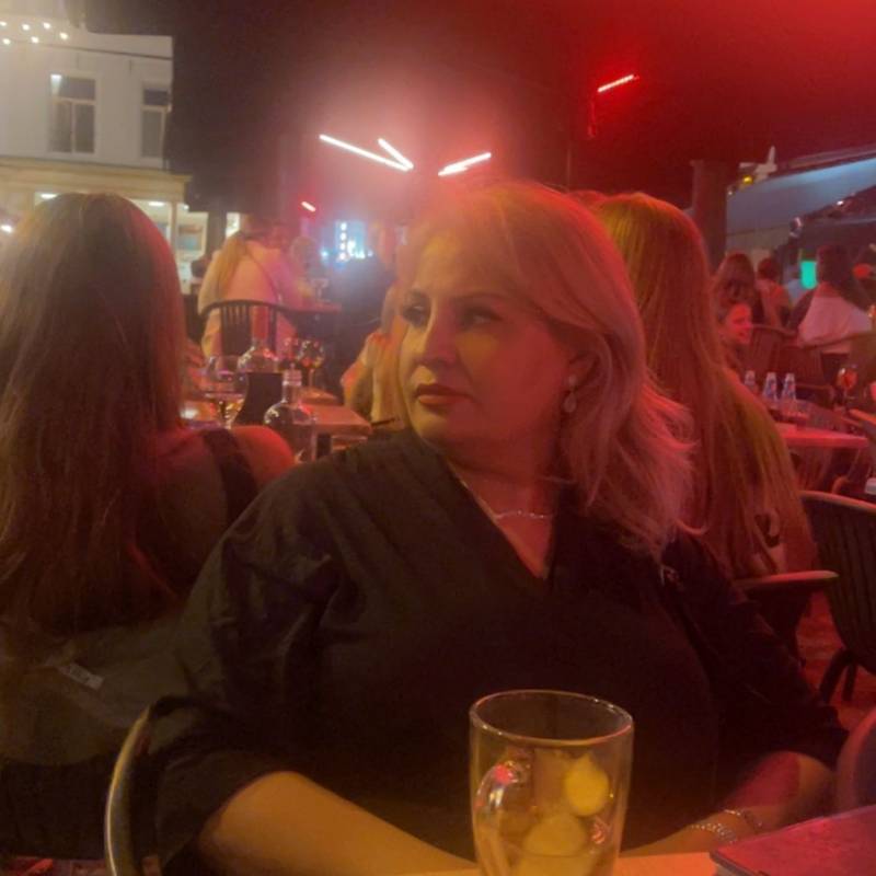 SARAH, 53