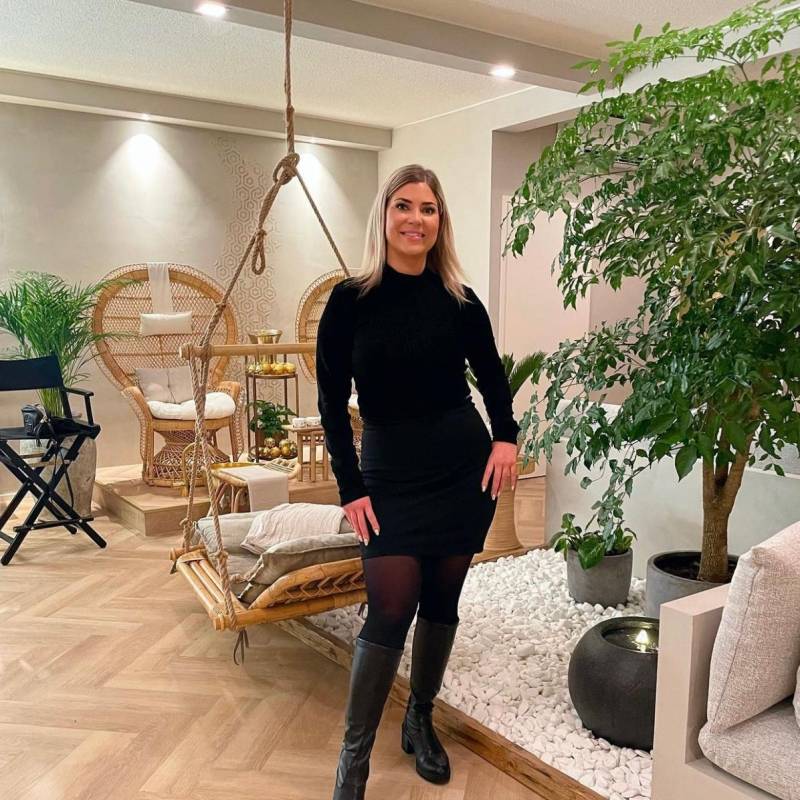 Julie, 34, Salina