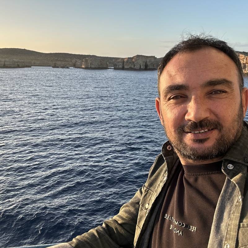 Can Yücel, 39, Floritena