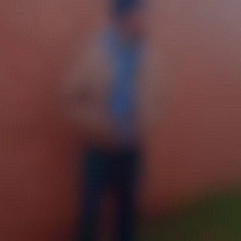 khalid, 18, Rada