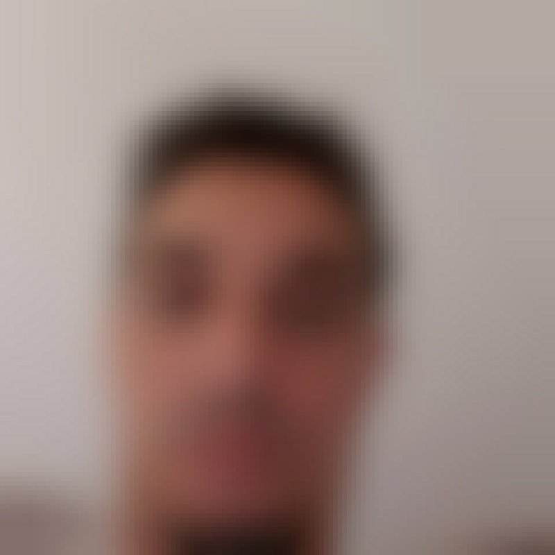 Mahmoud, 41, Sahna