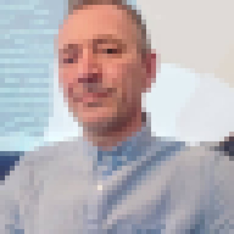 Zolee, 46, Guepp