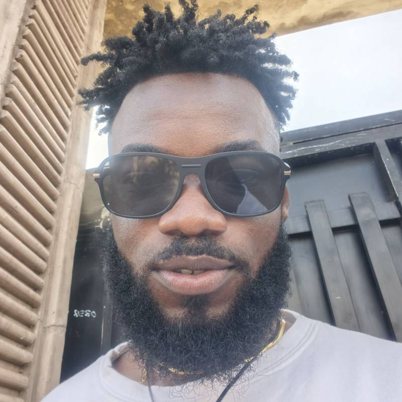 Manuel, 31, Marquettelslille