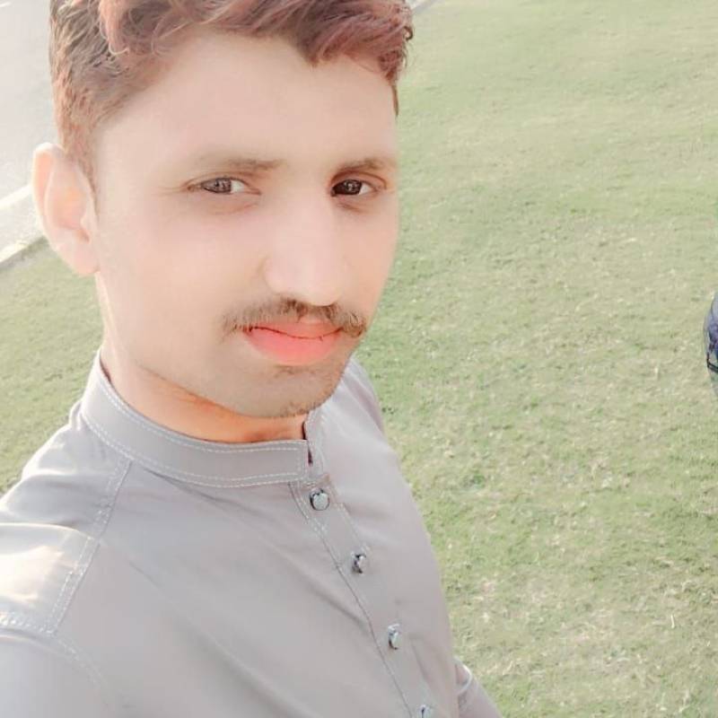 Danish, 29, Konsgula