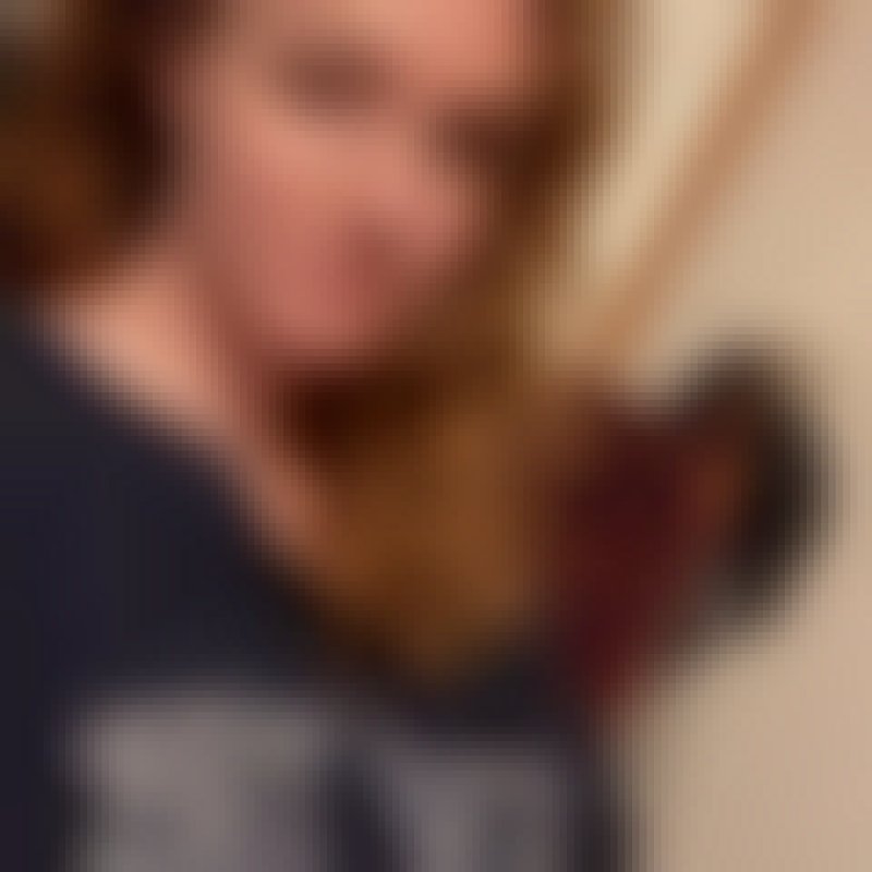 Victoria, 35, Ampataka