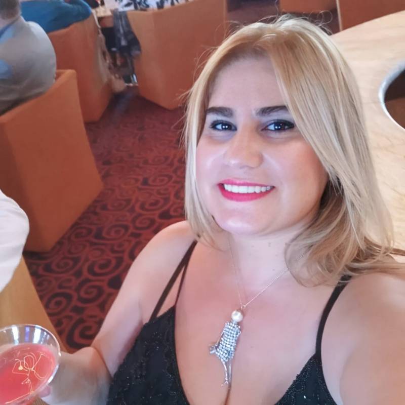 Gloria, 56, An Nhn