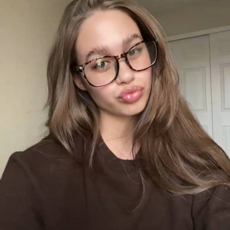 Marie, 30, Tekkattr
