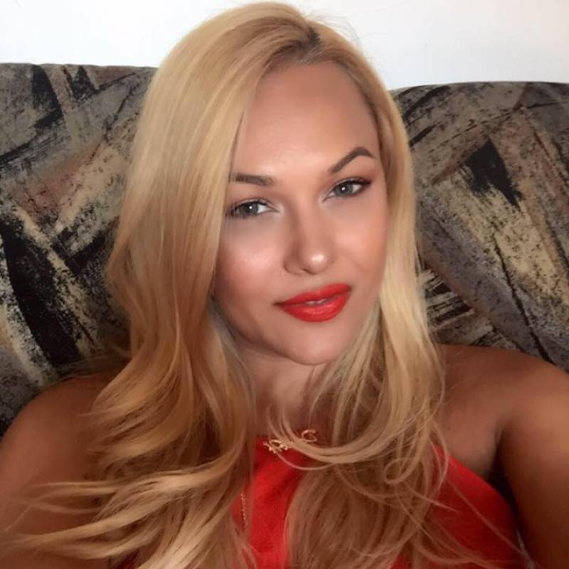 Sandra, 36, Kent
