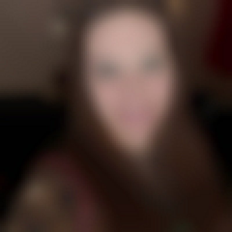 laura, 38, Loanda