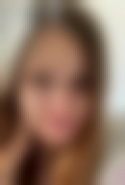 Isabella, 32, France
