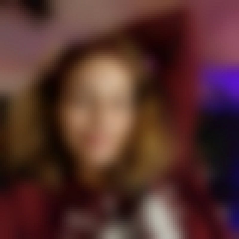 Olivia mina, 39, Sirsi