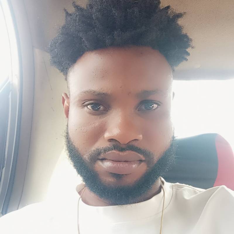 Anderson, 34, Canapi