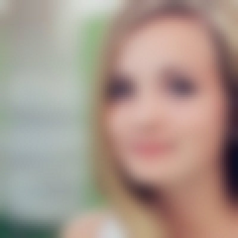 Sofia, 31, Italy