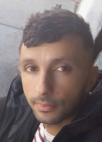 Zoubir, 33