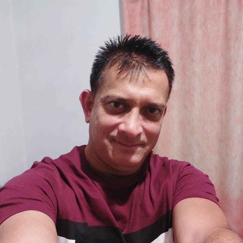 Rajeev, 52, Uruguay