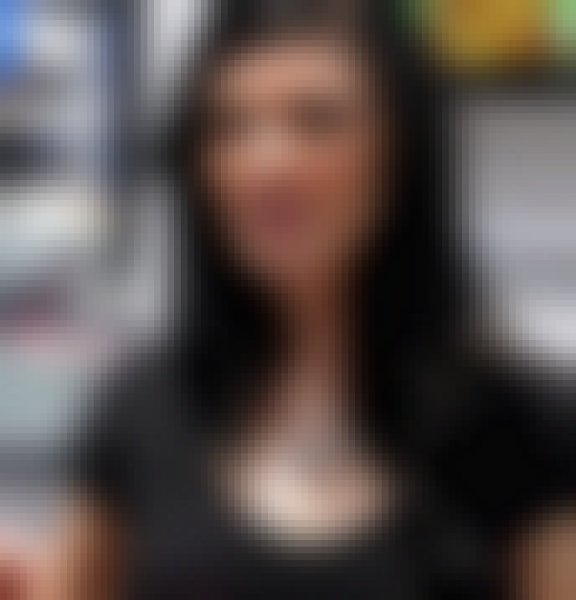 Charlotte Harris, 35, Mae Hong Son